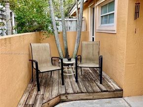 2102 NW 193rd Ave, Pembroke Pines FL 33029