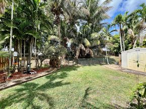 2102 NW 193rd Ave, Pembroke Pines FL 33029