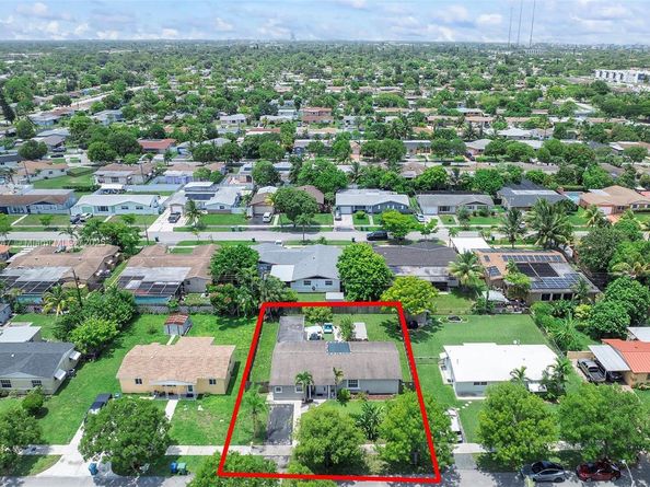 65 NE 209th Ter, Miami Gardens FL 33179