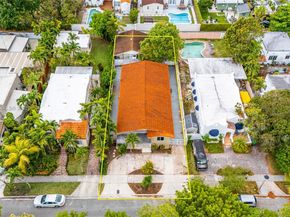 426 SW 26th Rd, Miami FL 33129