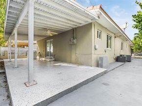 426 SW 26th Rd, Miami FL 33129