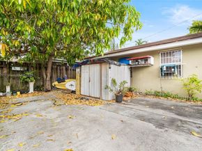 426 SW 26th Rd, Miami FL 33129