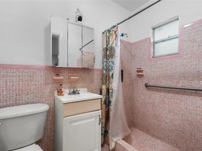 426 SW 26th Rd, Miami FL 33129