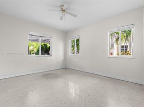 426 SW 26th Rd, Miami FL 33129