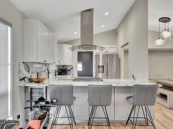 3043 Hayes Street, Hollywood FL 33021
