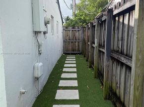 3043 Hayes Street, Hollywood FL 33021