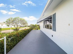 2106 Alfred Dr, Boynton Beach FL 33426