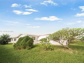 2106 Alfred Dr, Boynton Beach FL 33426