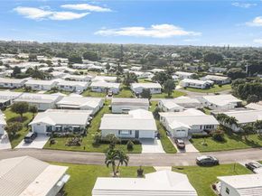 2106 Alfred Dr, Boynton Beach FL 33426