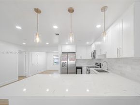 2106 Alfred Dr, Boynton Beach FL 33426