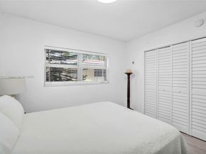 1581 NE 34th Ct 115, Oakland Park FL 33334