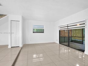 2199 N 14th Ave, Hollywood FL 33020