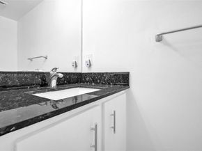 2199 N 14th Ave, Hollywood FL 33020