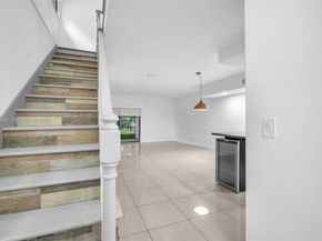 2199 N 14th Ave, Hollywood FL 33020