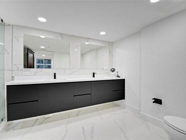 1800 N Bayshore Dr 512, Miami FL 33132