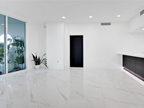 1800 N Bayshore Dr 512, Miami FL 33132