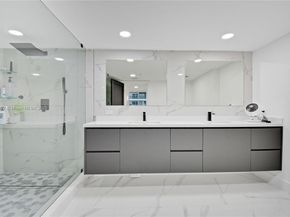 1800 N Bayshore Dr 512, Miami FL 33132
