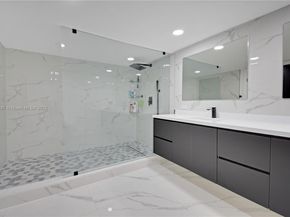 1800 N Bayshore Dr 512, Miami FL 33132