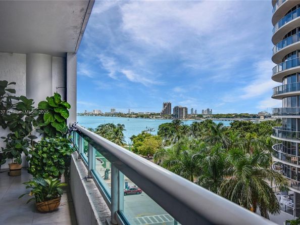 1800 N Bayshore Dr 512, Miami FL 33132
