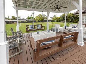 11301 SW 95th St, Miami FL 33176