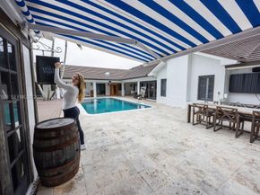 11301 SW 95th St, Miami FL 33176