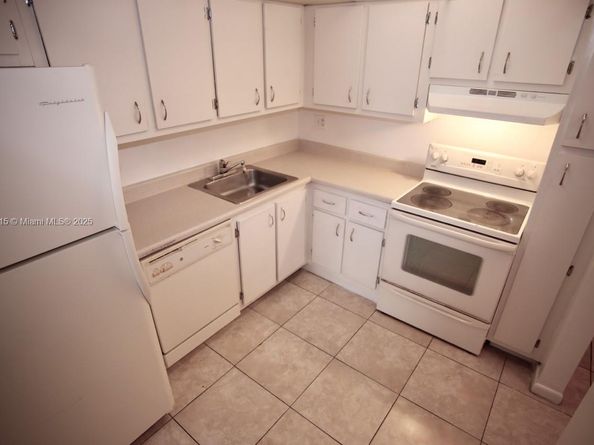 Undisclosed Address #A11840815, Deerfield Beach FL 33064