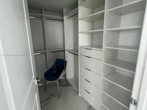 7350 SW 89th St 2011S, Miami FL 33156