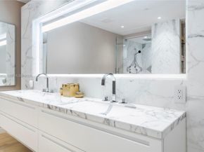 6882 Fisher Island Dr 6882, Miami Beach FL 33109
