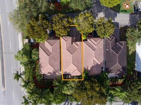 11372 NW 72nd Ter, Doral FL 33178