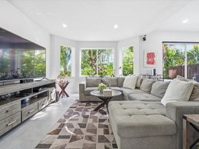 11372 NW 72nd Ter, Doral FL 33178