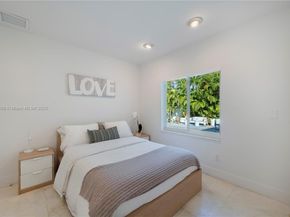 1616 S Bayshore Dr, Miami FL 33133