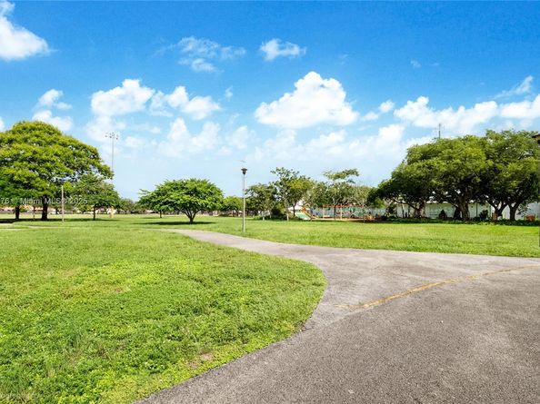 4817 SW 145th Ave, Miami FL 33175