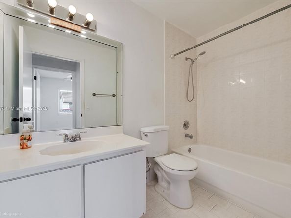 4817 SW 145th Ave, Miami FL 33175