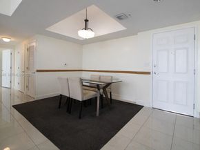 140 S Dixie Hwy 1019, Hollywood FL 33020
