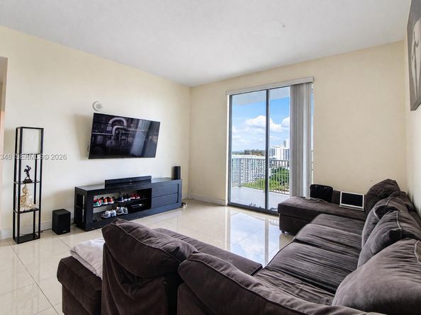 140 S Dixie Hwy 1019, Hollywood FL 33020