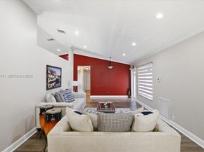 6520 Olde Moat Way, Davie FL 33331