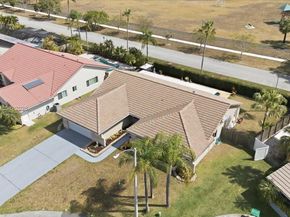 6520 Olde Moat Way, Davie FL 33331