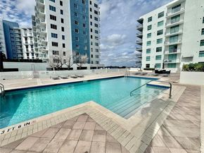 140 S Dixie Hwy 513, Hollywood FL 33020