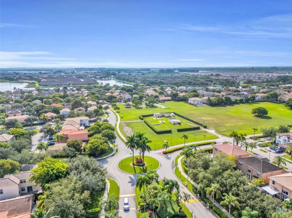 1635 SE 20th Ter, Homestead FL 33035