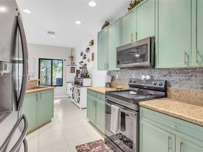 1635 SE 20th Ter, Homestead FL 33035