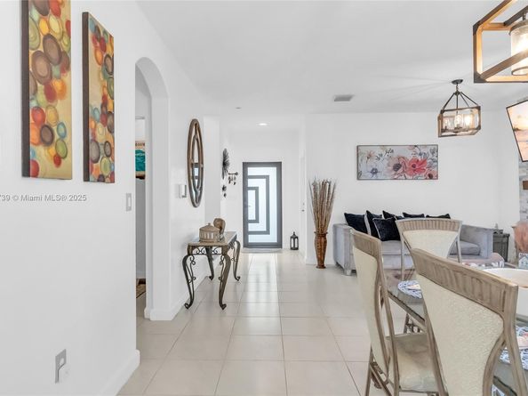 1635 SE 20th Ter, Homestead FL 33035