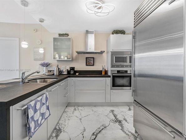 18201 Collins Ave 1408, Sunny Isles Beach FL 33160