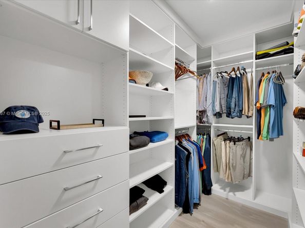100 S Pointe Dr 1502, Miami Beach FL 33139