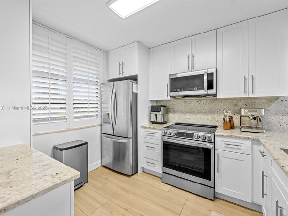 1532 Whitehall Dr 304, Davie FL 33324