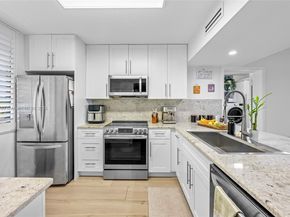 1532 Whitehall Dr 304, Davie FL 33324