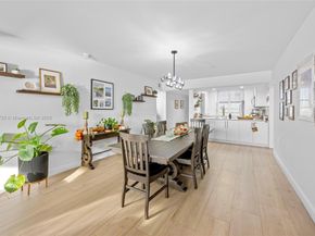 1532 Whitehall Dr 304, Davie FL 33324