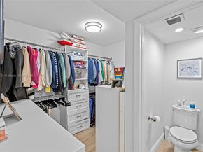 1532 Whitehall Dr 304, Davie FL 33324