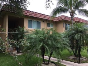 2417 NW 39th Ter 204, Lauderdale Lakes FL 33311