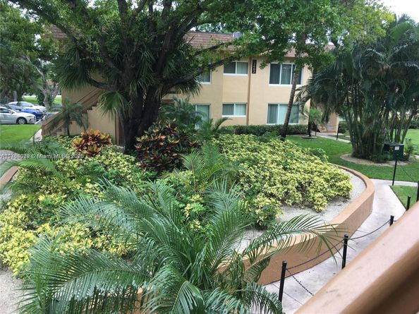 2417 NW 39th Ter 204, Lauderdale Lakes FL 33311