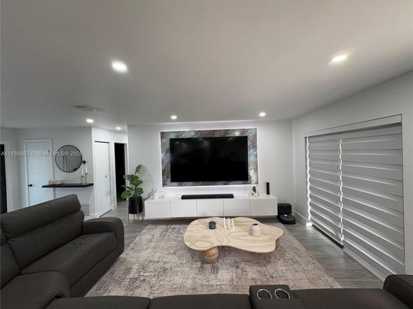 12920 SW 81 St, Miami FL 33183
